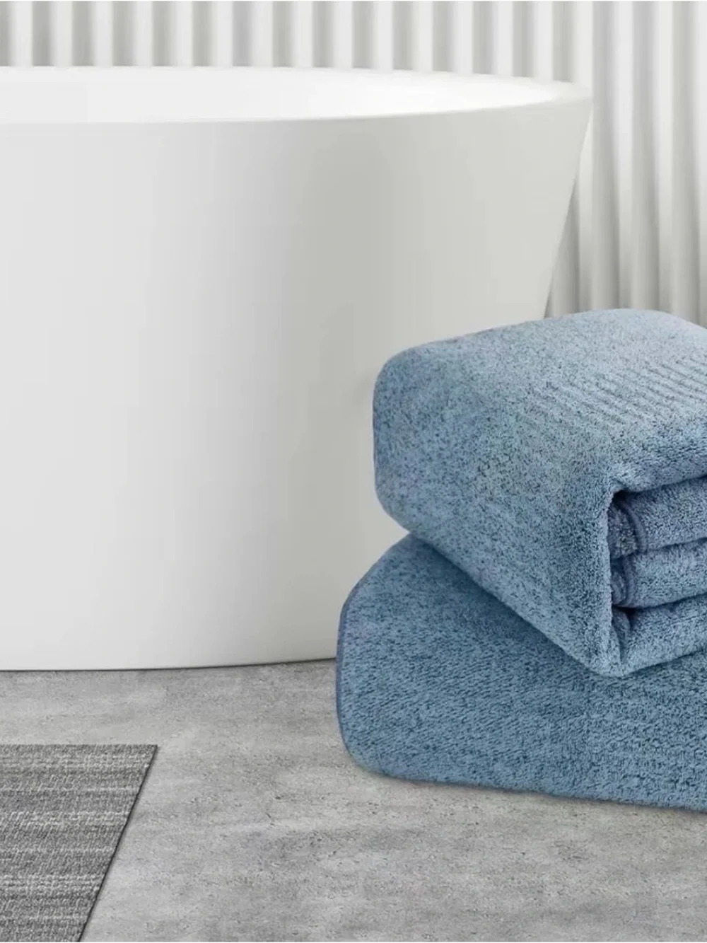 2 Plush Bath Towel - Pale Blue